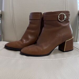 Tory Burch classic brown ankle boot